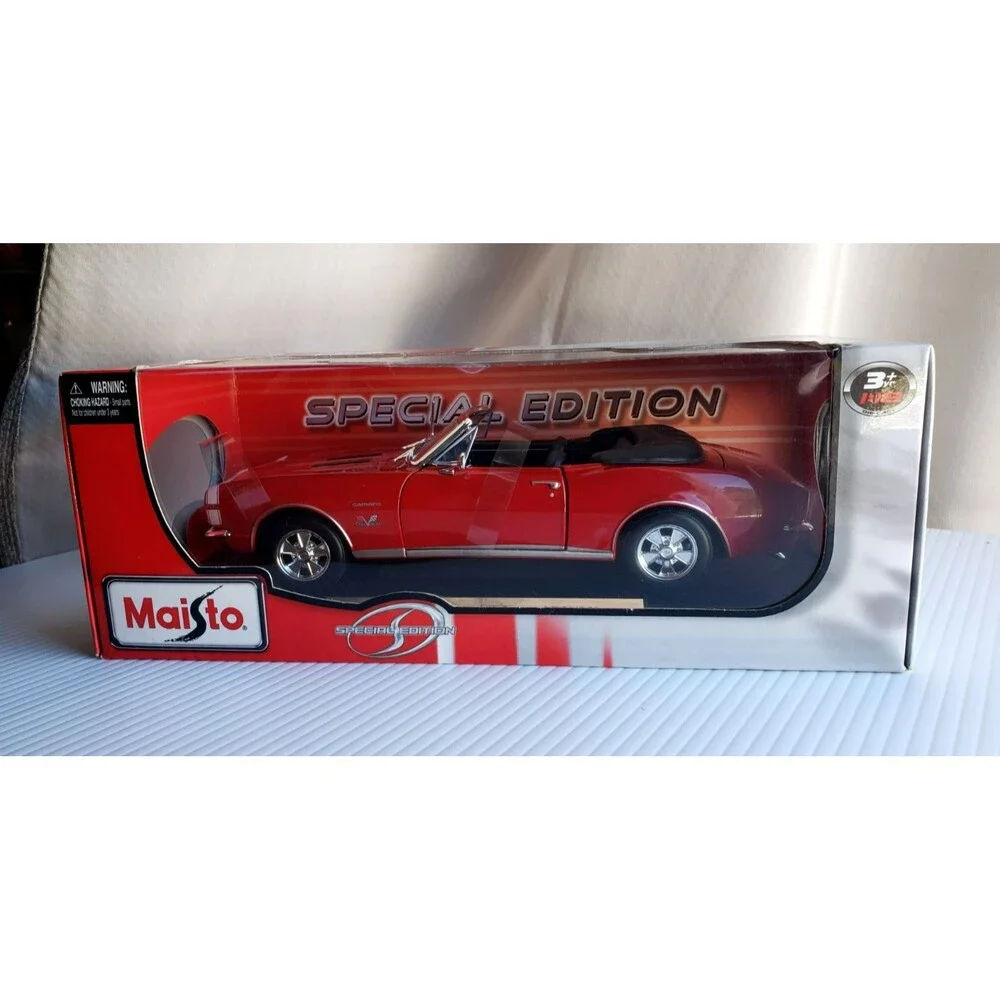 2012 MAISTO SPECIAL EDITION 1967 CHEVROLET CAMARO RS/SS 396 RED 1:18 W/Box 46629
